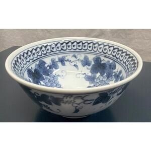 VTG Japanese Arita blue and white porcelain rice bowl 6 X 2.6” Grape Vine Design